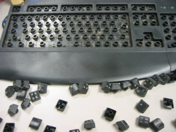 blog20070426KeyboardCleaning