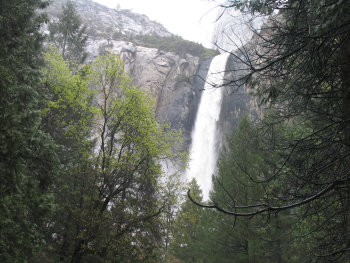 blog20090502-YosemiteBridalFall3
