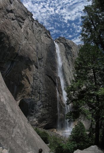 ファイル名: blog20090711-UpperYosemiteFallAtBottom.jpeg
ファイルサイズ: 43.3KB blog20090711-UpperYosemiteFallAtBottom