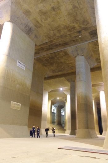blog20111129-UndergroundRiverBypass